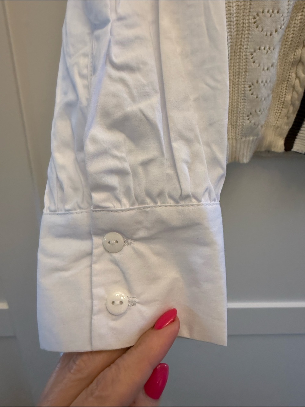 NWT Size S Academia Cable Knit Cardigan Built-In White Blouse Gold Heart Buttons - Picture 7 of 9
